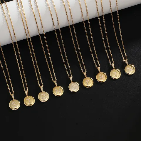 Moda Catena in Acciaio Inossidabile Rame Ciondolo Lettera Iniziale Collana Oro Placcato Zirconia Disco Rotondo Gioielli Donna