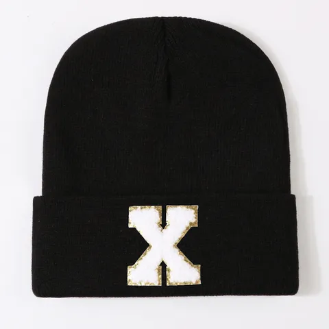 Unisex Black Knit Beanie Hat Winter Warm Cuffless Skull Cap With Gold Border Letter Patch Streetwear Fashion Headwear