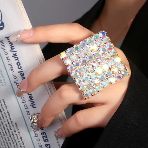 Mode Brillant Strass Carré Géométrique Bague Ouverte Pour Les Femmes Minimaliste Luxe Alliage Déclaration Bague Bijoux Doigt Accessoire Cadeau