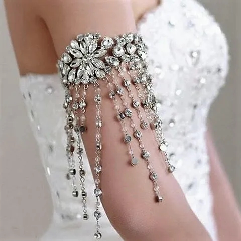 Catena da Braccio con Nappe Lunghe in Strass Floreale da Sposa Europea e Americana Bracciale da Braccio Superiore Placcato Oro Argento