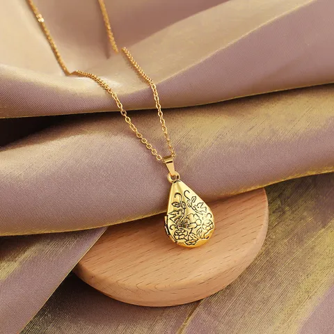 Collar Relicario de Cobre Vintage Para Mujer Corazón Redondo Gota de Agua Colgante de Foto Floral Tallado Cadena de Clavícula Joyería Regalo
