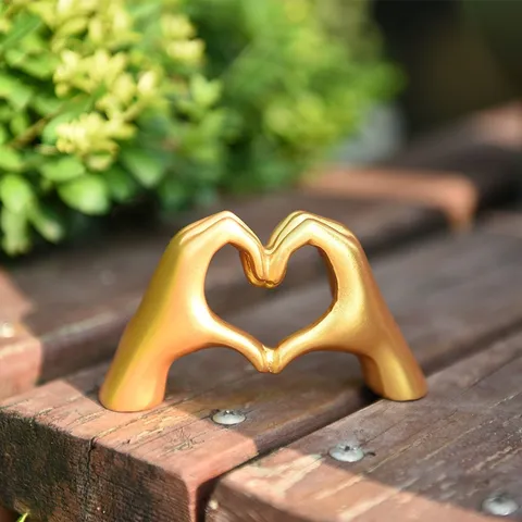 Nordisch Minimalistisch Harz Herz Geste Statue Figur Gold Schwarz Weiß Tischdekoration Valentinstag Geschenk Heimdekoration