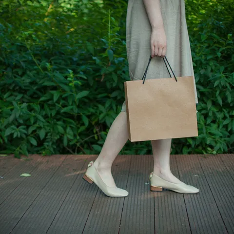 Retro Minimalist Kraft Paper Bag Gift Tote Bag For Clothing Holiday Party Gift Packaging Decorative Storage Bag