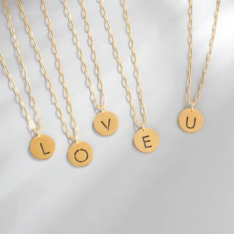 Collana con Ciondolo a Lettera in Acciaio Inossidabile Minimalista Alfabeto Rotondo Vuoto Catena di Clavicola Gioielli Hip Hop per Donne