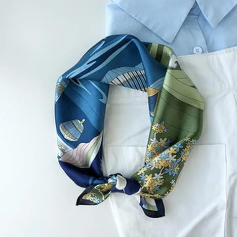 Maulbeerseide Schal Kleines Quadratisches Tuch Bedruckt Krepp-Satin Halstuch Professionelle Mode Japanischen Stil Damen Schal
