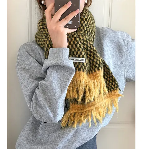 Women Winter Warm Plaid Scarf Soft Tie-Dyed Tassel Shawl Wrap Cozy Knit Tartan Blanket Scarf Outdoor Casual Everyday Accessories