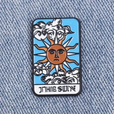 Retro Alloy Painted Tarot Card Sun Brooch Pin Western Style Geometric Enamel Sun Face Badge Jewelry For Clothing Bags Unisex Accessories