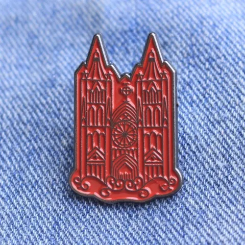 Notre Dame De Paris Brooch Pin Gothic Architecture Badge Retro Alloy Enamel Brooch For Clothes Bags Personalized Accessory