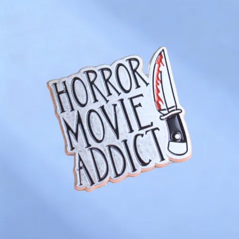 Broche de Daga Sangrienta Horror Movie Addict para Decoración de Chaqueta y Mochila Halloween Insignia de Aleación Gótica Unisex