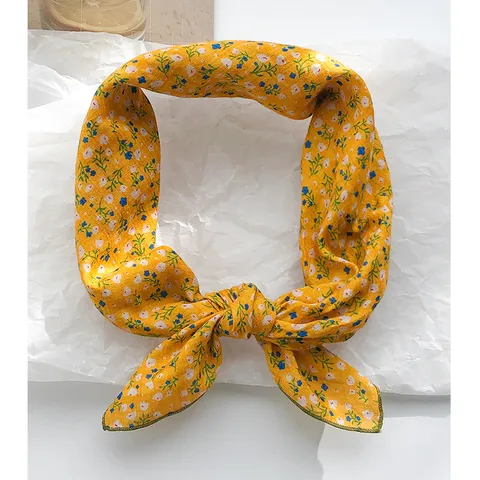 Carré de Soie Coton Jaune Petit Motif Floral Pastoral Imprimé Doux Bandana Foulard Cheveux pour Femmes Châle Décoratif