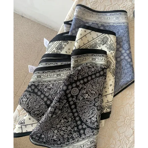 Vintage Paisley Bedruckt Großer Dreiecksschal Für Damen Retro Multifunktionales Kopftuch Reise Taille Bandana Schal