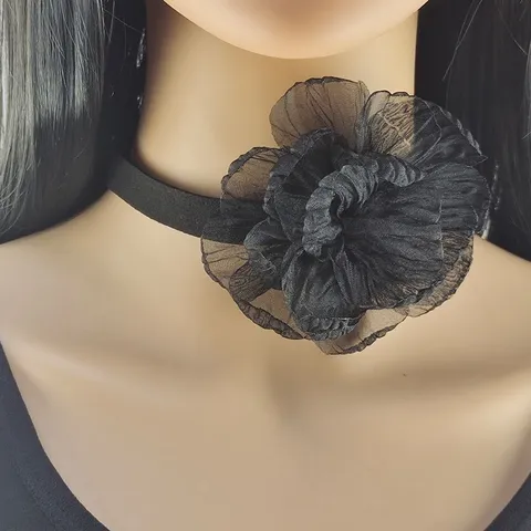 Girocollo Fatto a Mano Vintage Francese con Fiore di Camelia Collana in Tessuto con Rosa Floreale Gioielli da Festa Donna