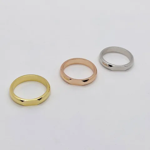 Anello di Rame Galvanizzato Con Lettera Love Proiezione Luce Tech di Nicchia per Unisex Tendenza Quotidiana Anello a Fascia Geometrico Lucidato