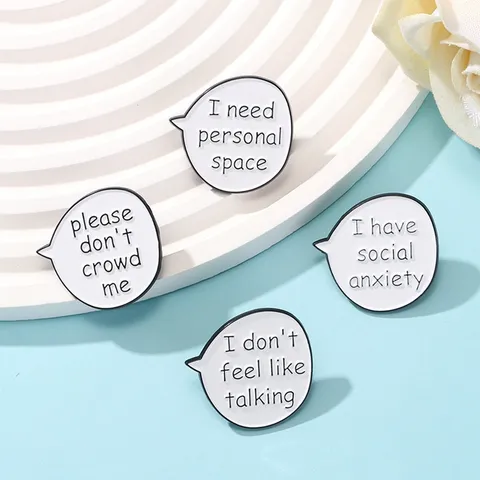 Funny Social Anxiety Speech Bubble Enamel Pins Alloy Text Badge Brooch Social Anxiety Personal Space Jewelry Accessory