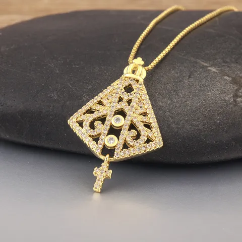 Fashion Copper Gold Plated Cross Pendant Necklace Hollow Geometric Designer Chain Necklace Cubic Zirconia Hypoallergenic Jewelry Gift For Unisex