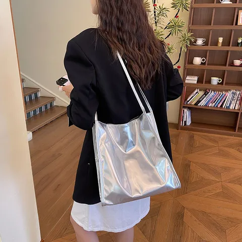 Women Large Capacity Patent Leather Tote Bag Solid Color Casual Commuter Shoulder Handbag with Star Pendant