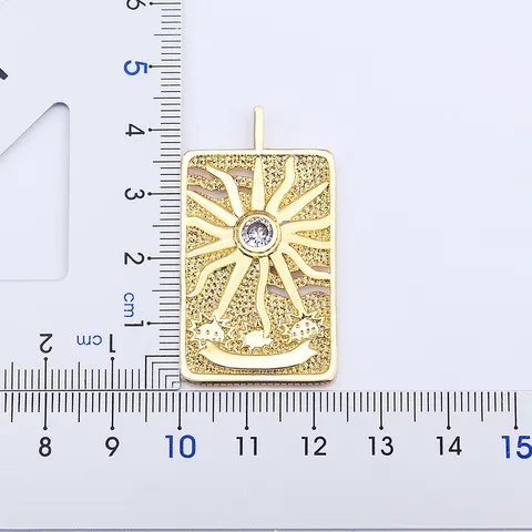Vintage Copper Gold Plated Sun Tarot Card Pendant Necklace For Unisex Hip Hop Punk Style Hollow Relief Geometric Zirconia Chain Necklace Jewelry Gift