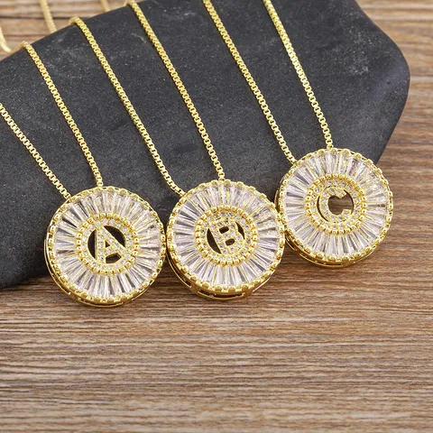 2024 New 18K Gold Plated Copper Round Initial Letter Pendant Necklace For Women Men Simple Zirconia Inlaid Alphabet Clavicle Chain Jewelry Gift