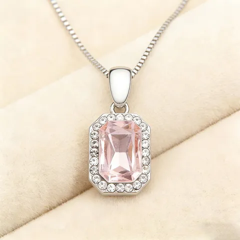 Collier Pendentif en Pierre Précieuse Colorée Carrée Collier de Luxe en Alliage Incrusté de Strass Pendentif Géométrique en Cristal Acrylique Chaîne Vénitienne pour Femmes Bijoux Cadeau