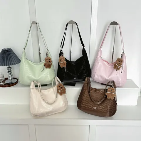 Women Fashion PU Leather Shoulder Bag Casual Large Capacity Tote Handbag With Cute Bear Pendant Daily Commuting Travel