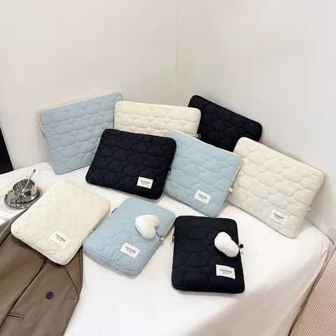 Korean Niche Fashion Minimalist Nylon Cloud Quilted Tablet Sleeve Women Cute Fresh Candy Color Zipper Pouch Bag