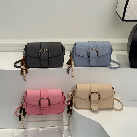 Women's PU Leather Small Square Shoulder Bag Casual Crossbody Bag Vintage Chic Minimalist Satchel Bag with Pendant