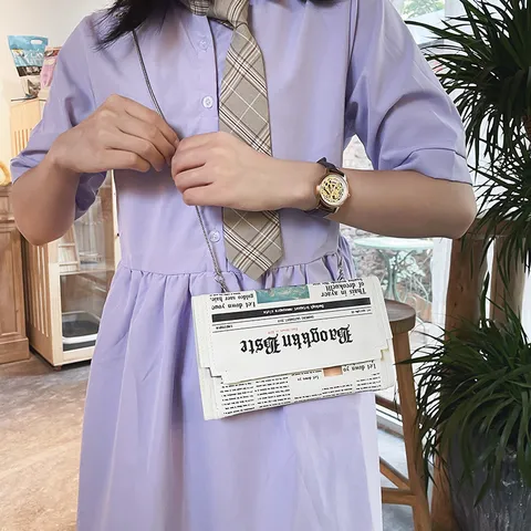 Fashion PU Leather Crossbody Bag Creative Newspaper Letter Print Envelope Handbag For Women Clutch Chain Sholder Bag