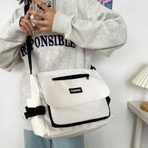 Japanische Retro Umhängetasche Nylon Große Kapazität Schultertasche Unisex Harajuku Kontrastfarbe Streetwear Messenger Bag Studenten Schulranzen
