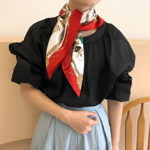 Luxury Mulberry Silk Square Scarf For Women Vintage Carriage Chain Printed Mulberry Silk Kerchief Fashion Neck Scarf Accessory