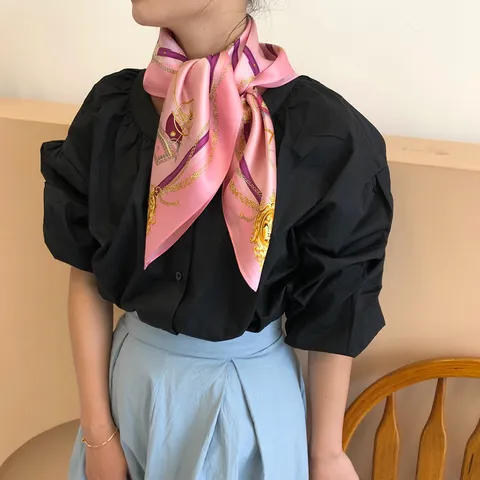 Luxury Mulberry Silk Square Scarf For Women Vintage Carriage Chain Printed Mulberry Silk Kerchief Fashion Neck Scarf Accessory