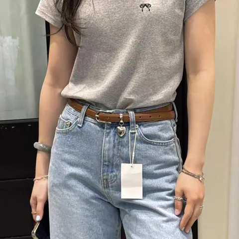 Women's Faux Leather Skinny Belt Minimalist Heart Metal Pin Buckle Waist Belt Versatile Dress Jeans Fashion Accessory