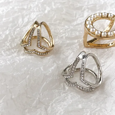 Multifunktionale Legierung Seidenschal-Schnalle Glänzende Strass Künstliche Perle Geometrische Schal Schnalle Für Damen Schmuck Dekor Geschenk