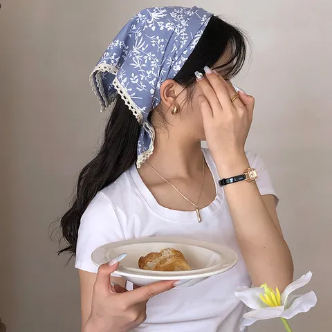 Women Sweet Floral Print Lace Trim Square Headscarf Breathable Wheat Ear Pattern Sun Protection Neck Scarf Accessory