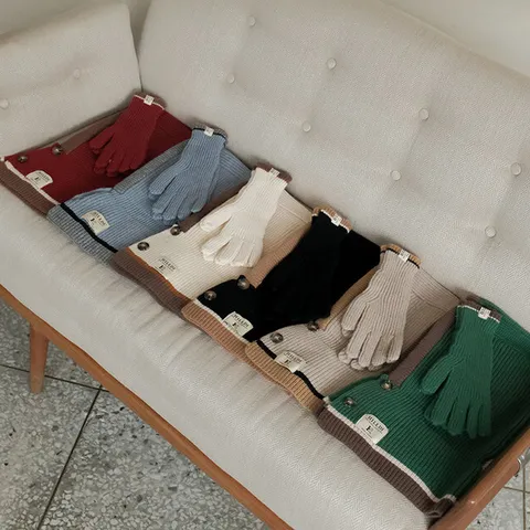 Κορεατικό Στυλ Πλεκτή Μπαλακλάβα Καπέλο και Γάντια Σετ Μονόχρωμο Μαλακό Ακρυλικό Χειμερινό Ζεστό Κασκόλ με Κουκούλα για Γυναίκες Άνδρες