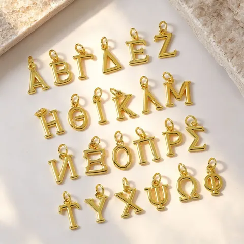 Ciondolo Solo (Senza Catena) Minimalista Ottone Placcato Oro Alfabeto Greco Lettera Ciondolo per Collana Bracciale DIY Creazione Gioielli Charm Accessorio