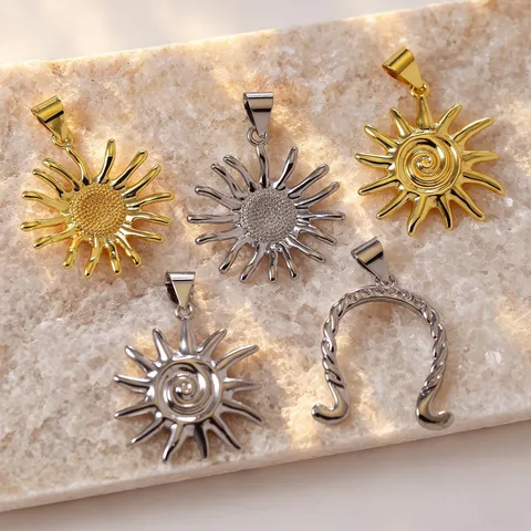Messing 18K Vergoldete DIY Charms Sonne Schmetterling Hut Sonnenblume Anhänger Zirkonia Eingelegte Halskette Schmuckherstellungszubehör
