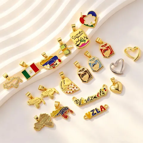 Kupfer 18K Vergoldet Emaille Venezuela Karte Herz Anhänger Personalisiert Mode Zirkonia Charme Für DIY Halskette Schmuck