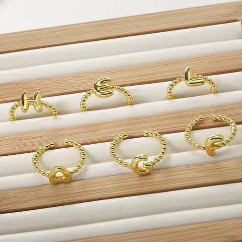 Mode Kupfer Vergoldet Alphabet Offener Ring Puffy Glänzend Blasenperlen Verstellbarer Fingerring Für Damen Schmuck Geschenk