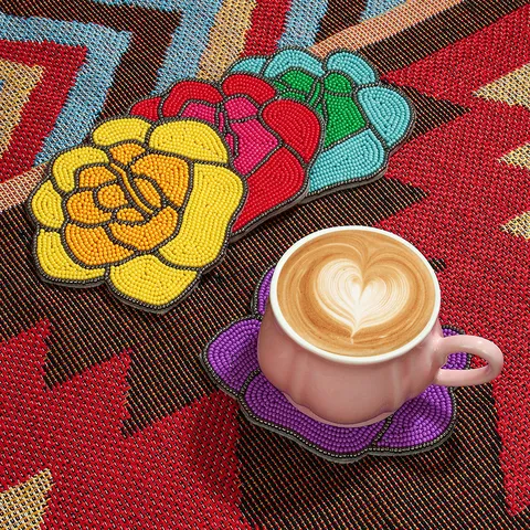 Handmade Glass Seed Bead Coaster Rose Flower Heat Insulation Mat Cute Table Decoration Cup Mat For Home Dining Table