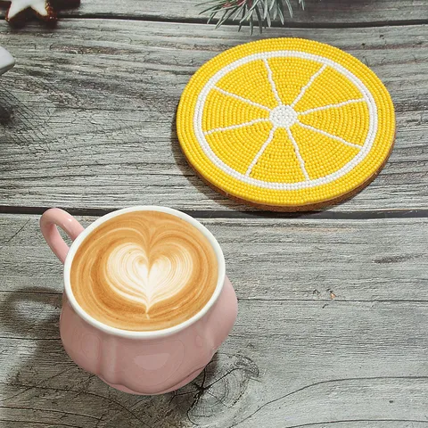 Handgemaakte Glazen Kralen Onderzetter met Fruitpatroon Ronde Warmte-isolerende Tafelmat voor Huis en Kantoor Decoratie