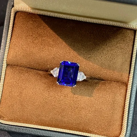 925 Sterling Silver Lab-Grown Royal Blue Sapphire Rectangle Ring Three-Stone Pear Rhinestone Engagement Band For Women