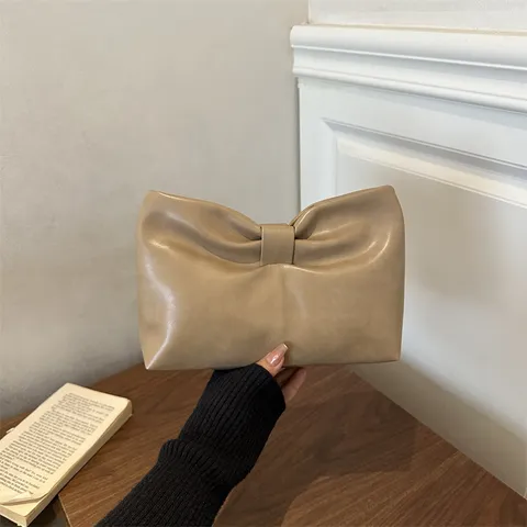 Bolso de Mano Plisado Elegante Nube Diseño Lazo Cuero PU Bolso de Noche Chic Cartera para Banquetes Fiesta Mujeres