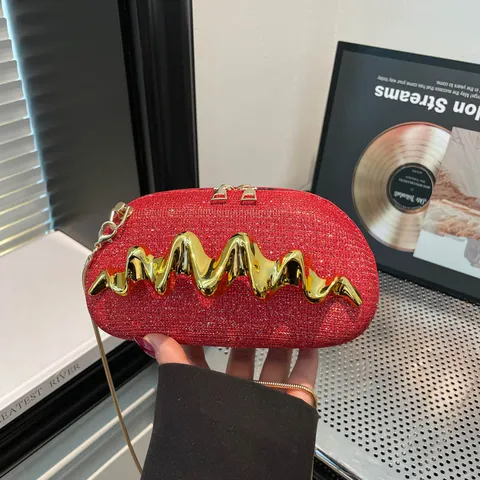 Damen Mode Umhängetasche Luxus Glitzerstoff Kleine Pendler Handtasche Mit Metallkette Und Einzigartigem Wellengriff