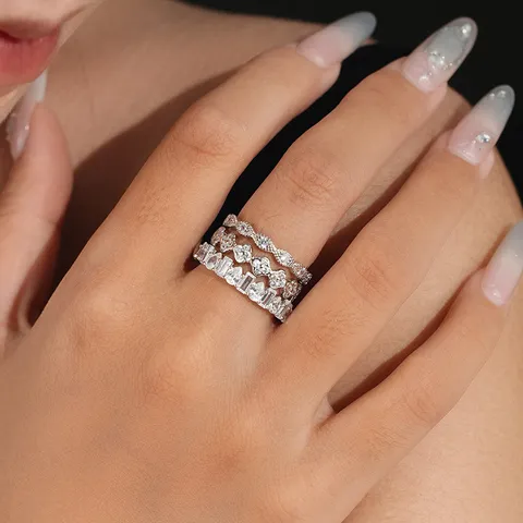 Anillo de Trébol de Cuatro Hojas de Plata de Ley S925 para Mujer Anillo Apilable de Estrás Joyería de Moda
