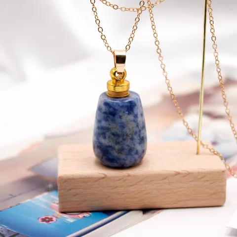 Natural Crystal Essential Oil Bottle Pendant Only Without Chain Agate Chalcedony Perfume Bottle Faceted Stone Aromatherapy Necklace Pendant