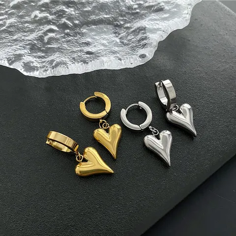 Minimalisti Orecchini Huggie Con Ciondolo a Cuore in Acciaio Inossidabile Moda Orecchini a Cerchio Con Cuore per Uso Quotidiano Regalo Donna