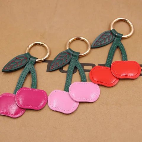 PU Leer Kers Fruit Tas Hanger Sleutelhanger Voor Vrouwen Auto Sleutelring Schooltas Charm Accessoire Goud Legering Hardware