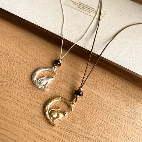 Vintage Alloy Moon Cat Pendant Necklace With Tiger Eye Stone Brown Faux Leather Cord Long Sweater Chain Jewelry For Women