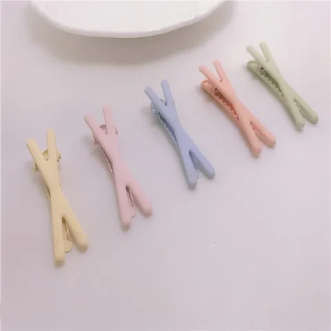 Pinces à Cheveux Bec de Canard en Métal Fournitures Bijoux DIY Style Coréen Géométriques Mattes Colorées Barrettes Enfants