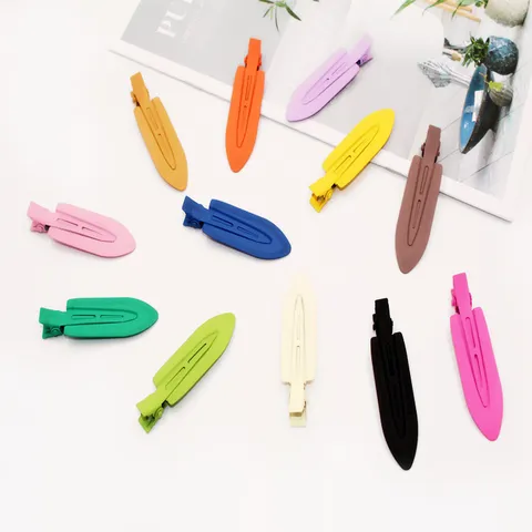 Simples Pinces à Cheveux en Métal Peinture Caoutchouc Mate Couleurs Macaron Sans Trace Barrette Latérale pour Femmes Maquillage Frange